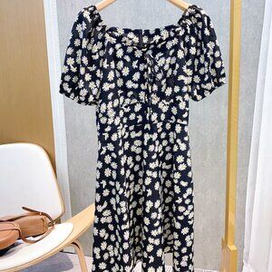 Free Gift! 🎁Summer Daisy Print Puff Sleeve Waist-Cinching Dress - Brand New